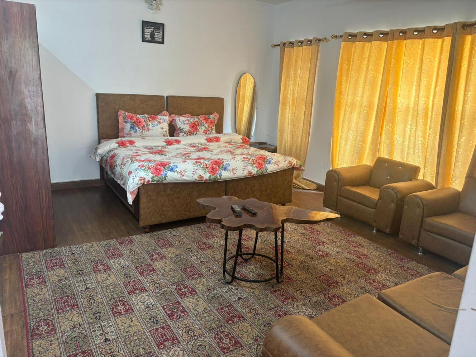 5 Bedrooms By Humble Stay Kasauli Eksteriør bilde
